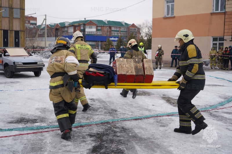 В Кузбассе определили лучшую команду по  проведению аварийно-спасательных работ при ликвидации последствий ДТП