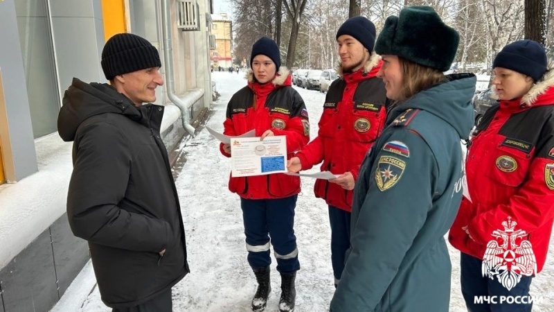 На улицах центрального района Кемерова прошел профилактический рейд